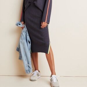 ANTHROPOLOGIE RIBBED KNIT MIDI SKIRT GREY WITH NEON GREEN RACING STRIPE SZ‎ XS